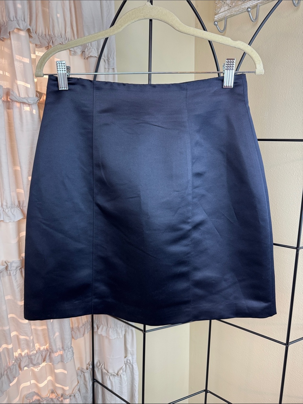 Isabel Ardee Black Sleek Satiny Mini Skirt Women's 12P